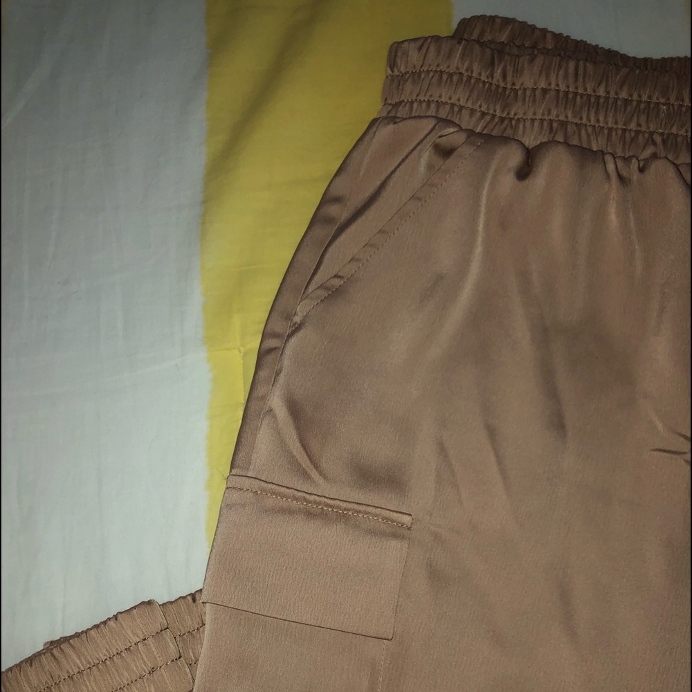 Gold joggers💛 - Picture 2 of 4